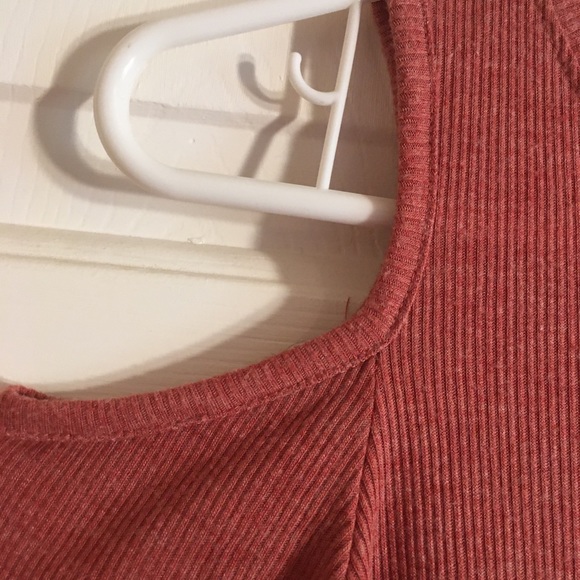 Pink off the shoulder girls top - Picture 7 of 8